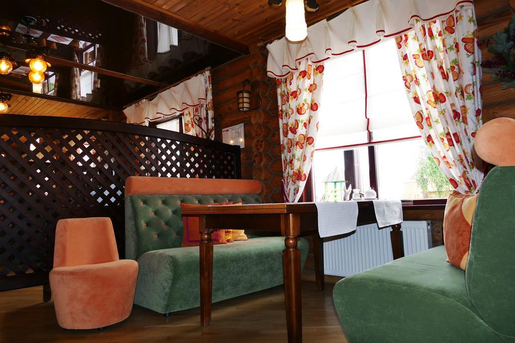 Комплекс Відпочинку Пампушка & Подушка Hotel Burlach'ya Balka Exterior photo