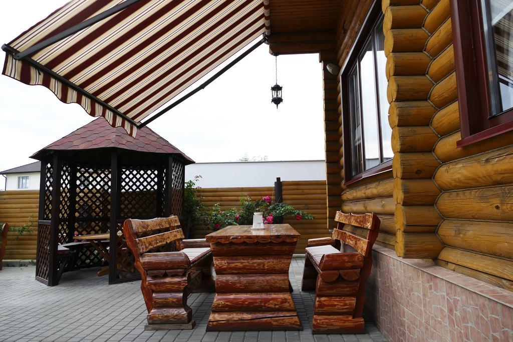 Комплекс Відпочинку Пампушка & Подушка Hotel Burlach'ya Balka Exterior photo