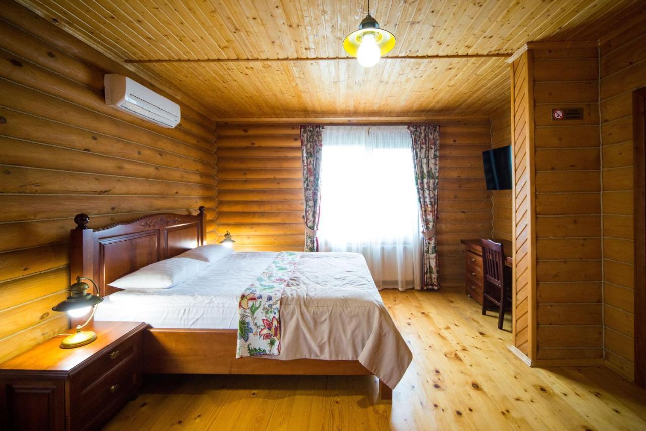 Комплекс Відпочинку Пампушка & Подушка Hotel Burlach'ya Balka Exterior photo