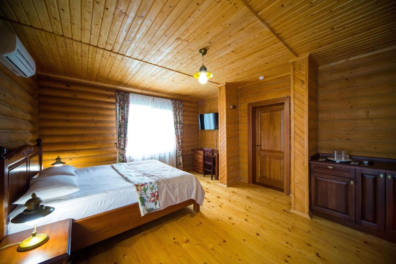Комплекс Відпочинку Пампушка & Подушка Hotel Burlach'ya Balka Exterior photo